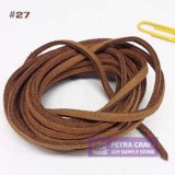 27-brown-DK-chamois-petracraft